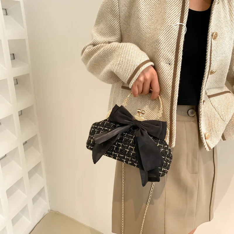 Vintage Women Tote Handbags bow Chain Crossbody Shoulder Bag Small Female Clip Bags Fashion Kiss Lock Purse Bag for Women