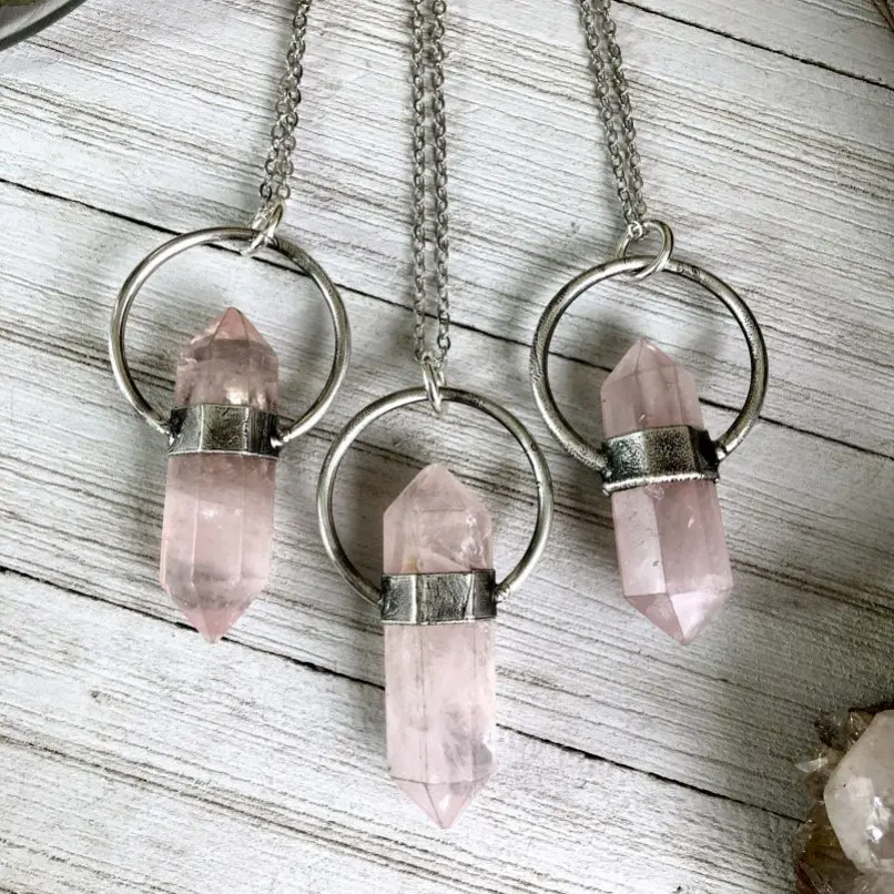 

Rose Quartz Pink Necklace for Woman Healing Crystal Birthstone Jewelry 2025 Trend Necklaces Stainless Steel Women's Necklaces