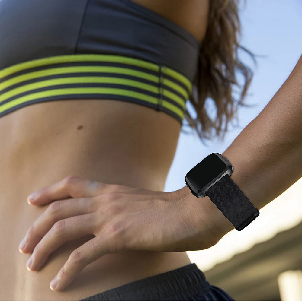 حزام ساعة Fitbit Versa قابل للتعديل بإبزيم كلاسيكي من قماش الجينز مع قضبان زنبركية - أسود