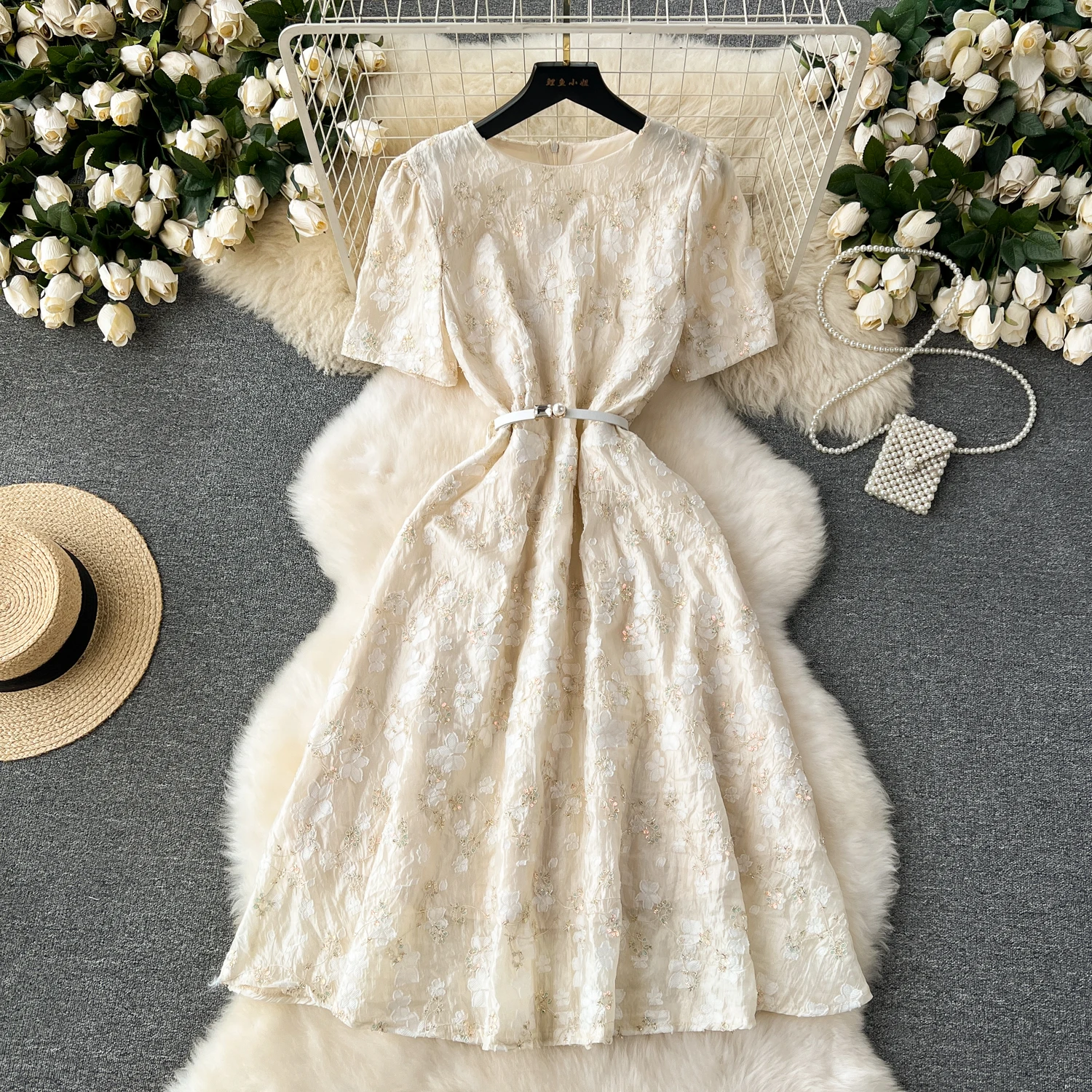 

French Vintage sweet Elegant Puff Short Sleeve o neck embroider Dress Vacation Women Fashion Summer Beach basics Spring dresses