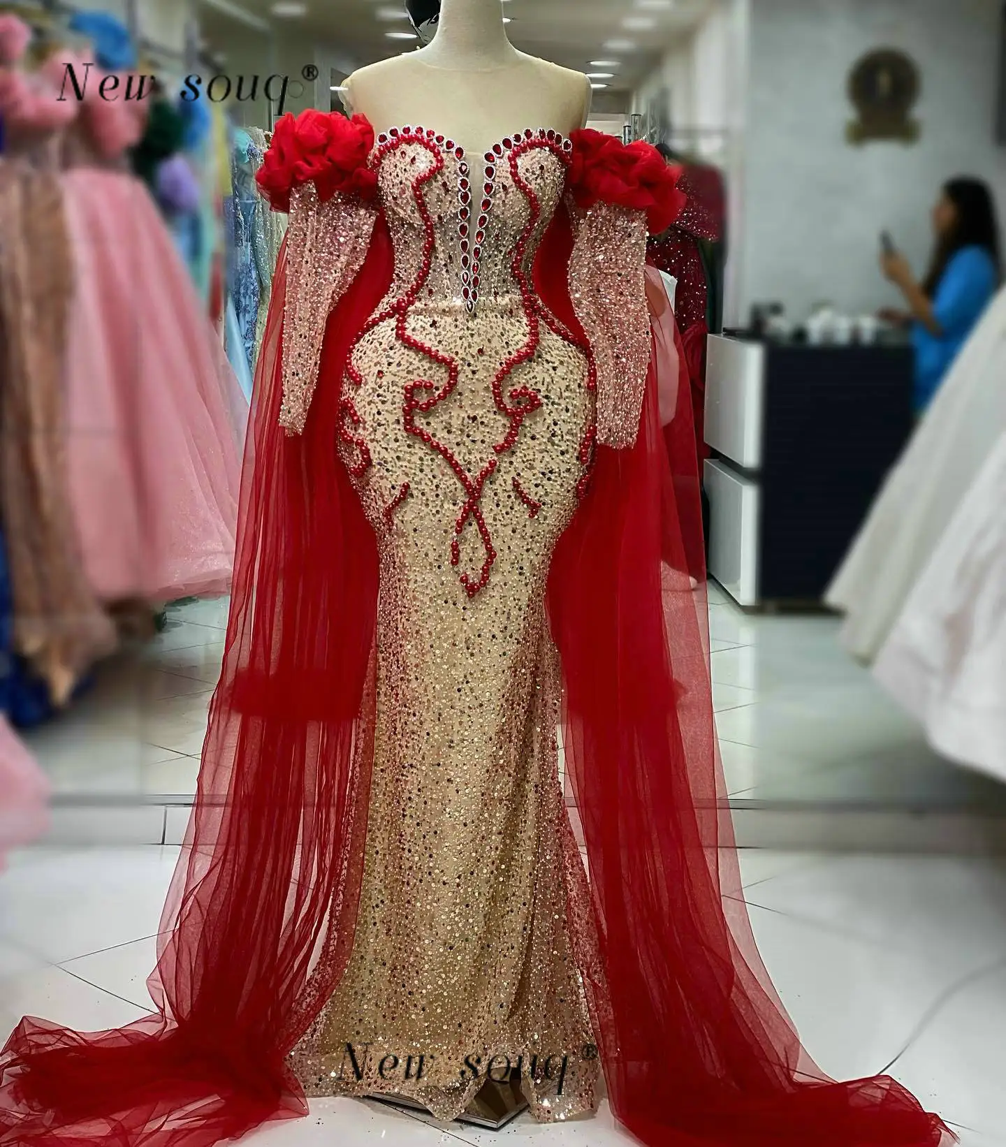 Dubai Champagne Off The Shoulder Mermaid Evening Dresses Features Red Pearls Crystals Ruffles Tulle Cape Formal Dinner Gowns