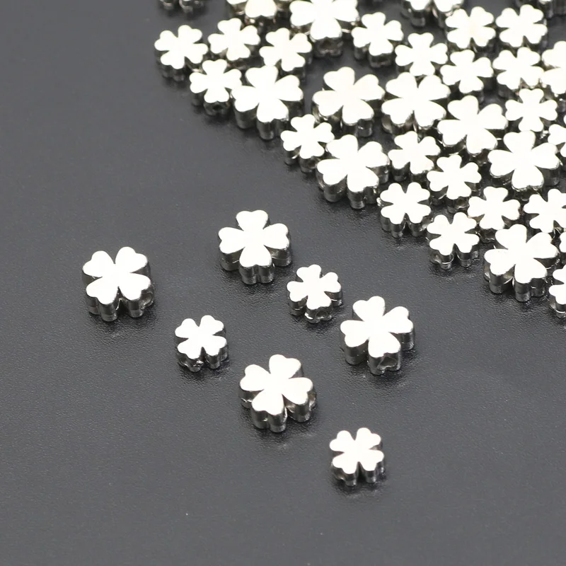 50/100 pz 6/8mm colore argento plastica CCB perline quattro foglie trifoglio distanziatore perline per gioielli che fanno trovare braccialetto accessori fai da te