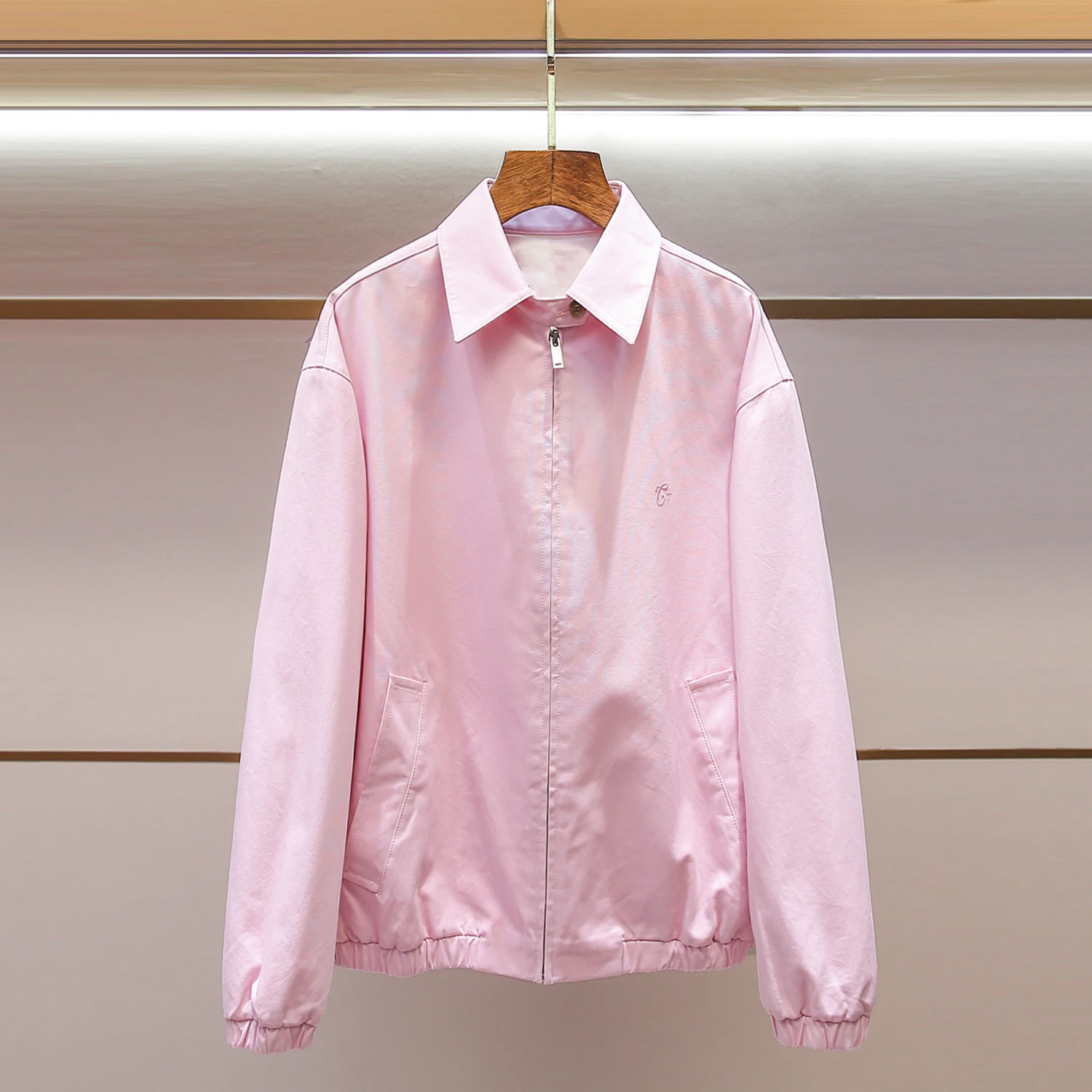 

Повседневная короткая куртка с воротником на молнии, женская верхняя одежда для города, весенняя новинка, модное пальто South Oil High End для женщин