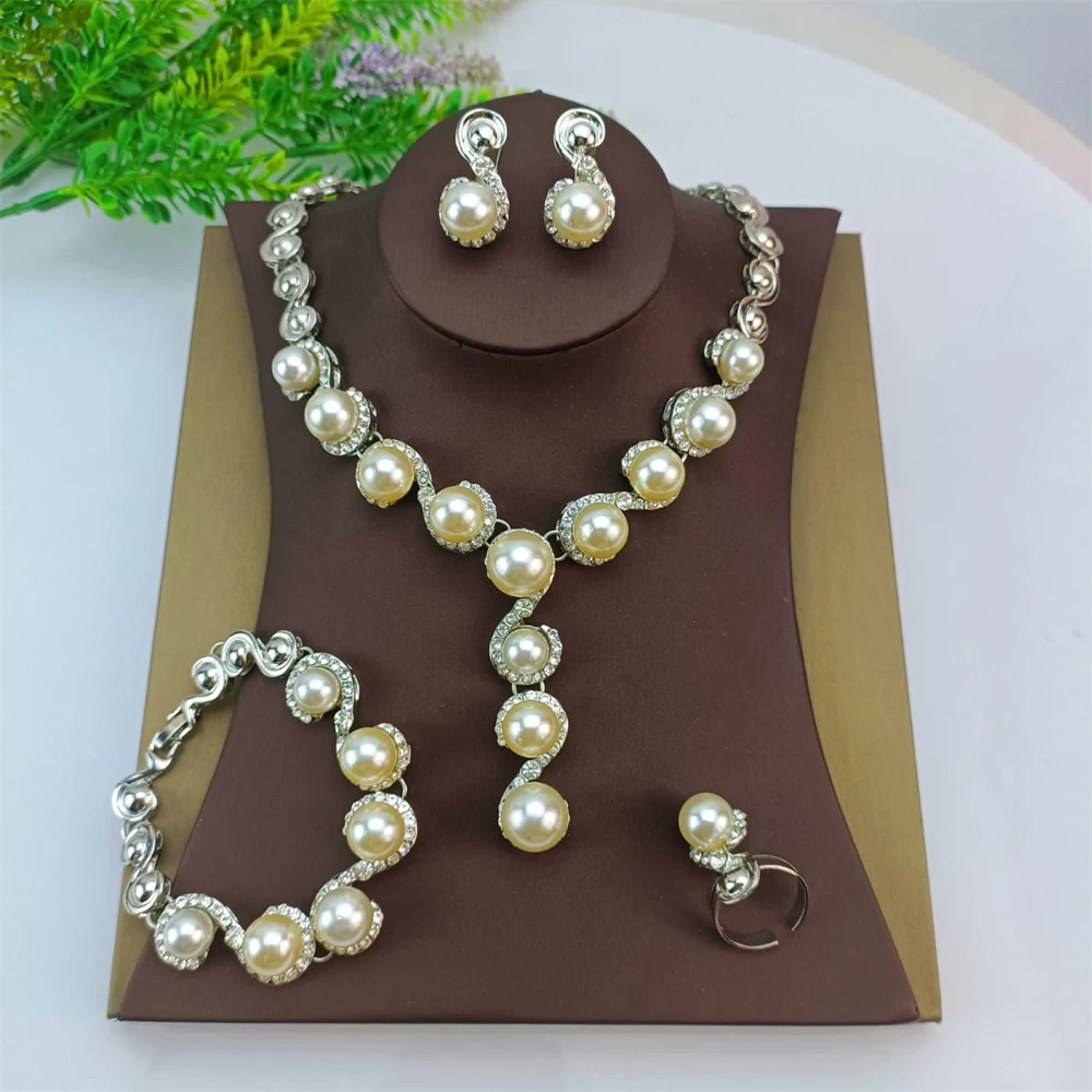 طقم مجوهرات نسائي عصري من الخرز الاصطناعي من EMMA مطلي بالذهب وقلادة وأساور وأقراط وخاتم للارتداء اليومي #4