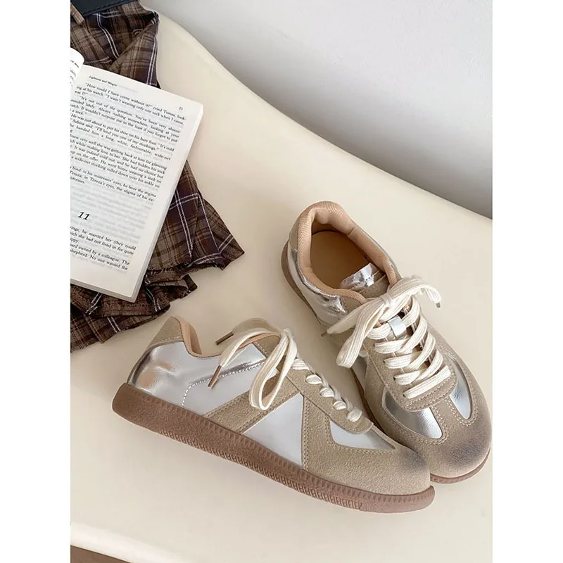 Retro Unique Color Matching Women's Board Shoes New Silver Spliced Women Thick Heels Sole Women Casual Shoes Single Shoes 24-209