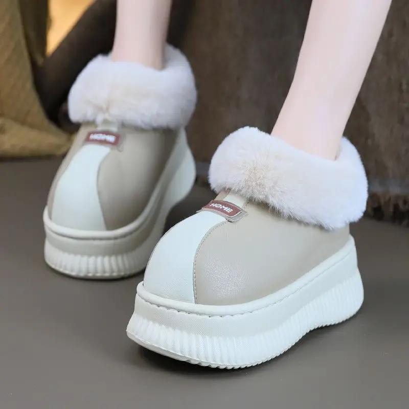 Casa chinelos para mulheres nova plataforma de couro à prova dwaterproof água inverno sapatos de algodão casa antiderrapante quente pelúcia moda botas de neve
