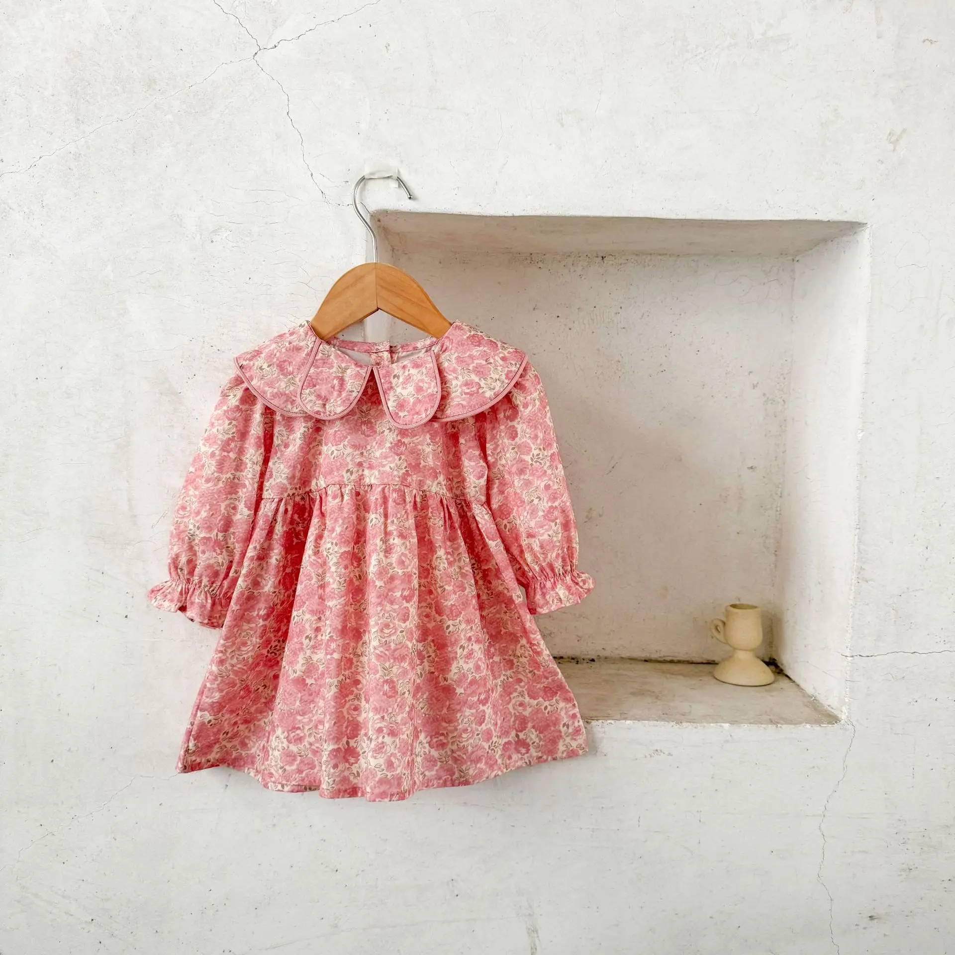 

Ins Korean Version Girls' Pure Cotton Spring and Autumn Floral Petal Collar Dress, Versatile and Cute Casual Dress for Children