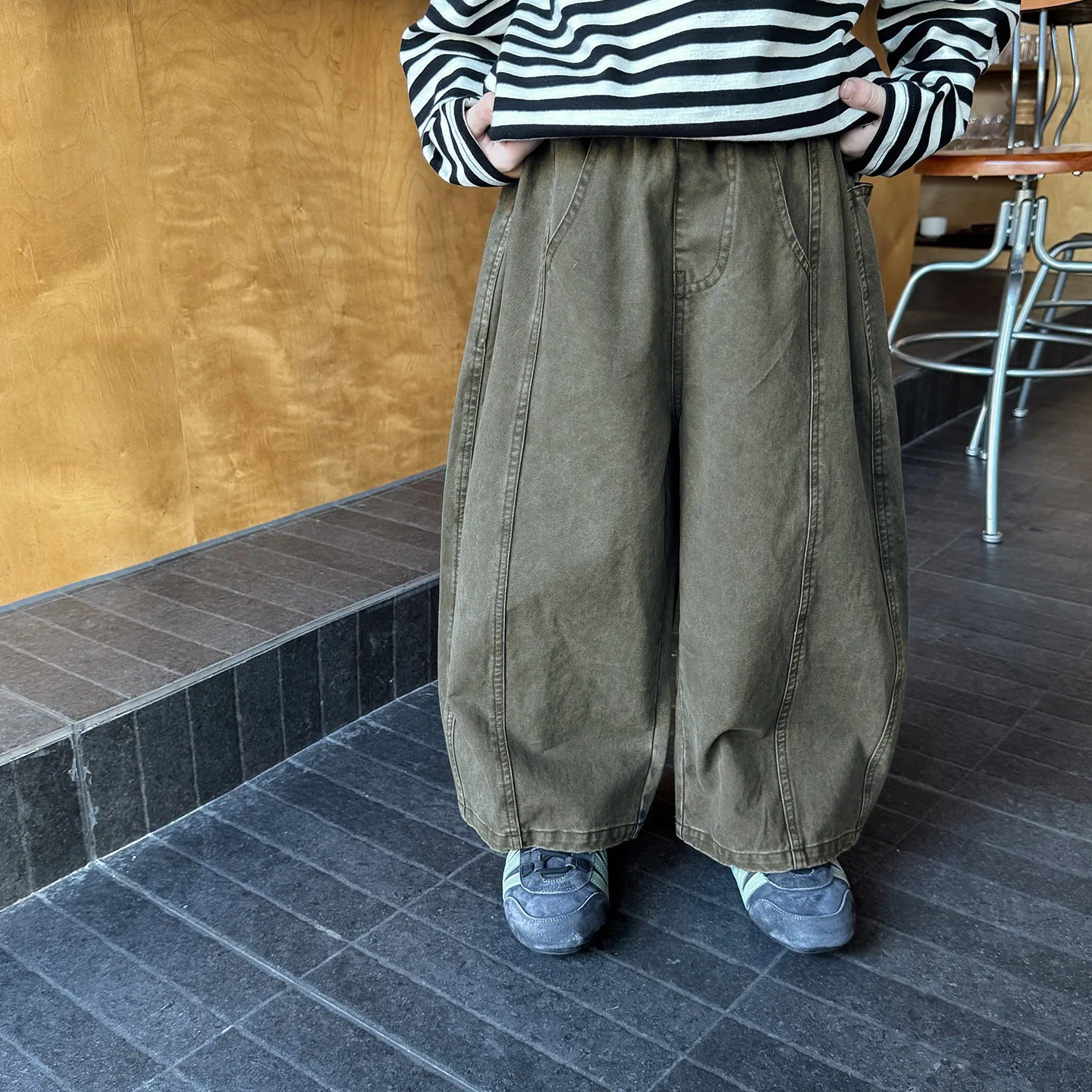 

2026 Boys Spring New Versatile Old Overalls Splicing Loose Children's Casual Pants