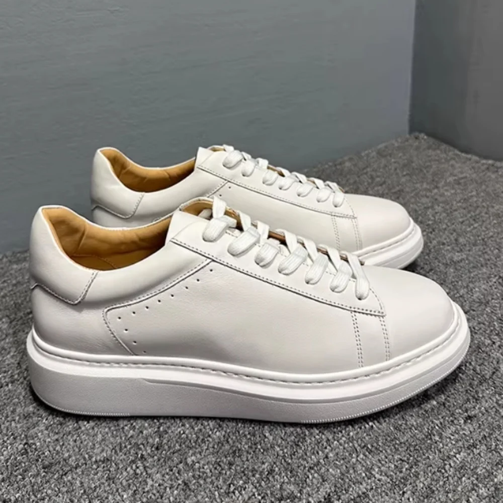 Leather little white shoes with thick soles, suitable for all occasions, comfortable and breathable, trendy shoes
