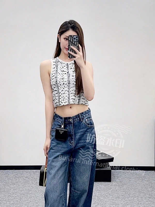 

Casual New Flower Point Knitted Vest Fashion Slimming Elegant 2025 Autumn Simple All-match Top Shirt