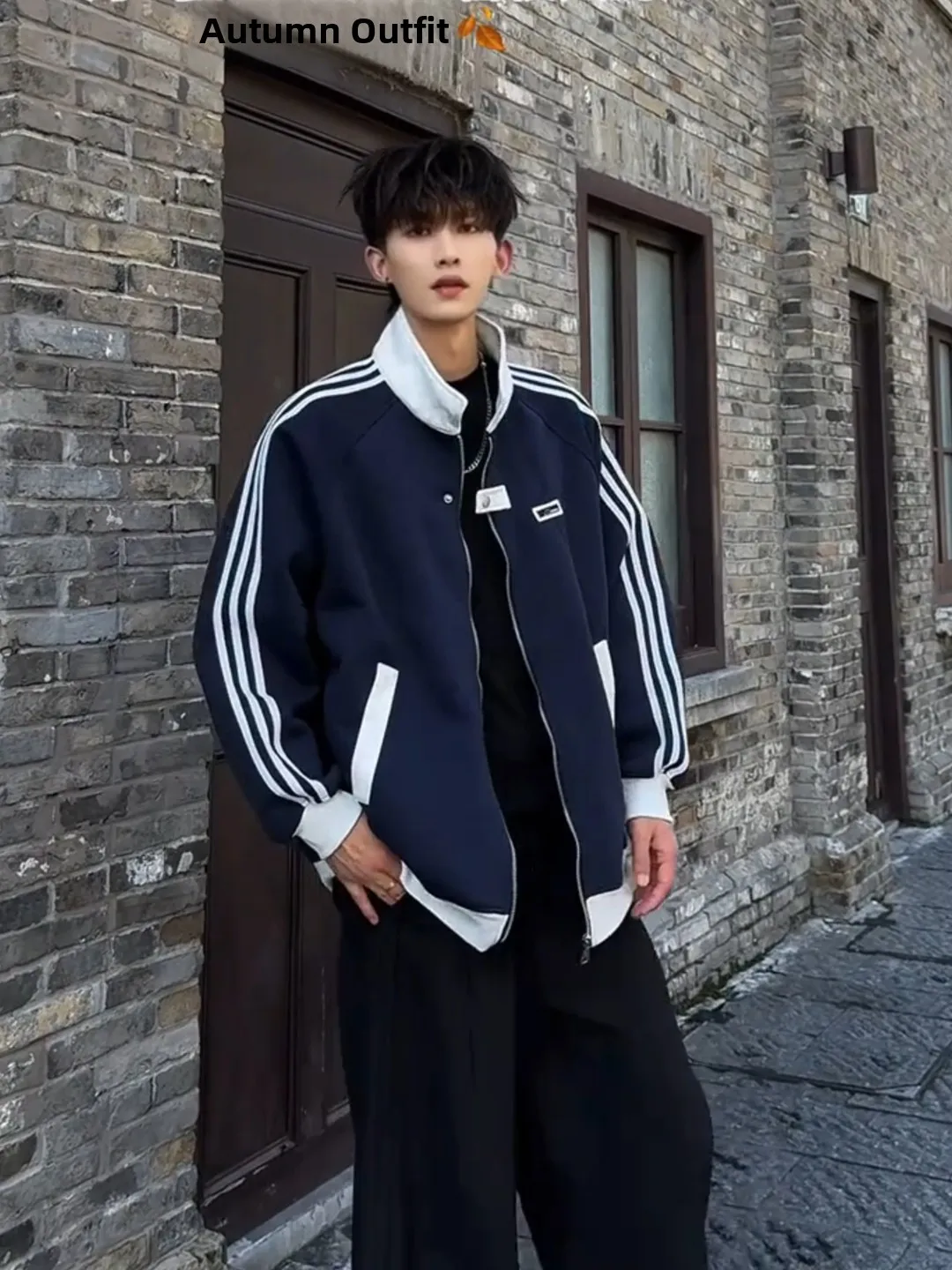 

Мужская осенняя толстовка-кардиган с воротником-стойкой, в полоску, с кобальтово-синими вставками в стиле пэчворк, в университетском стиле, бейсбольная, U...