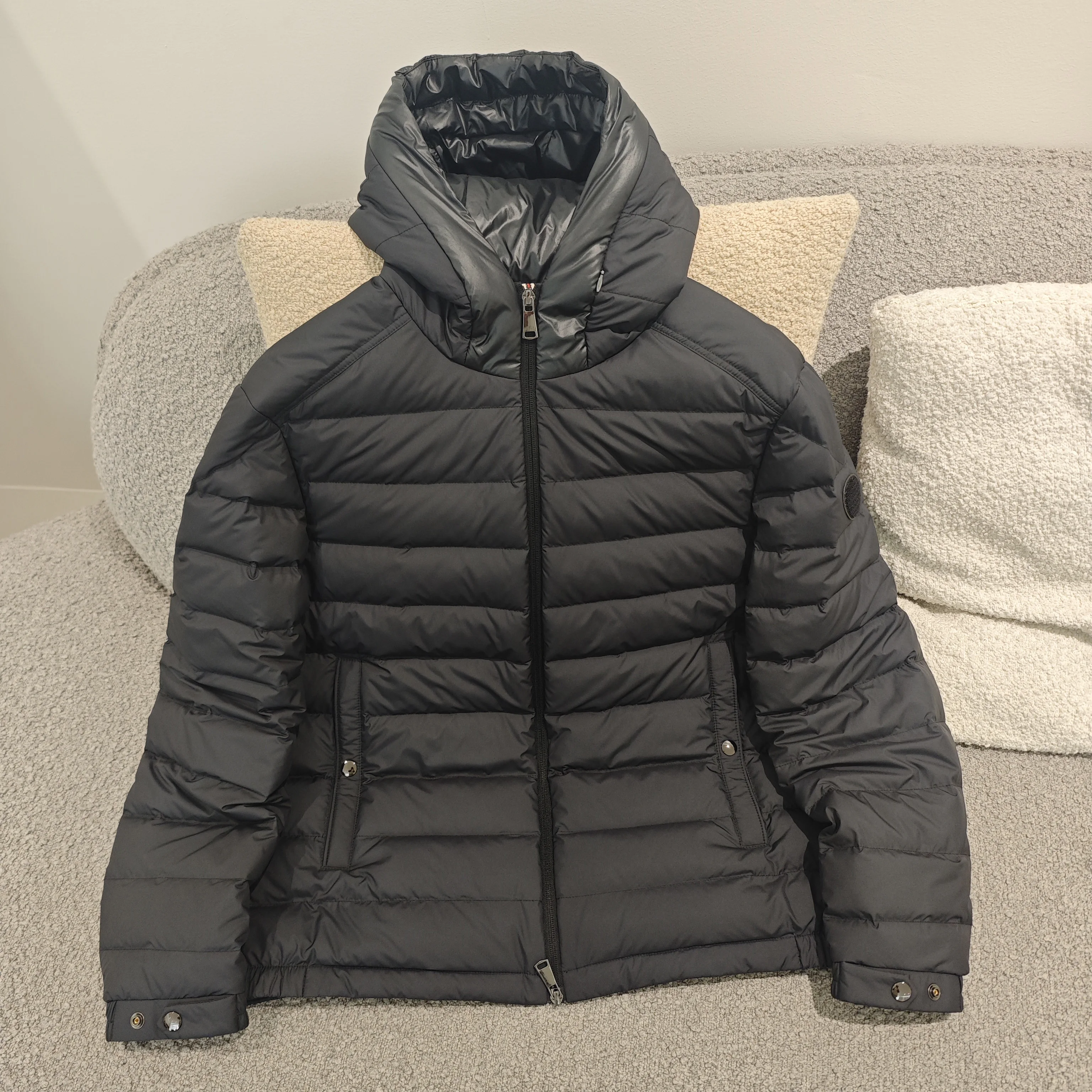 

Autumn/Winter New Arrival Men's Lightweight Convertible Goose Down Jacket Unisex Classic Solid Color Warm Winter Coat