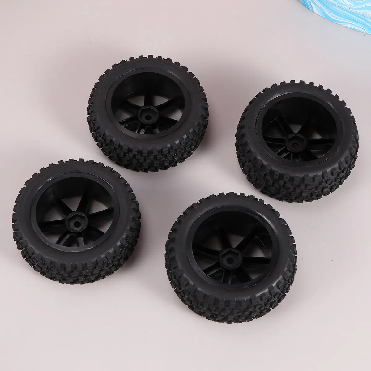 

4Pcs Off-Road Vehicle Wheels Small Plastic DIY Handmade Car Accessories Durable Parts Plastic Wheels Car Toy Accessories