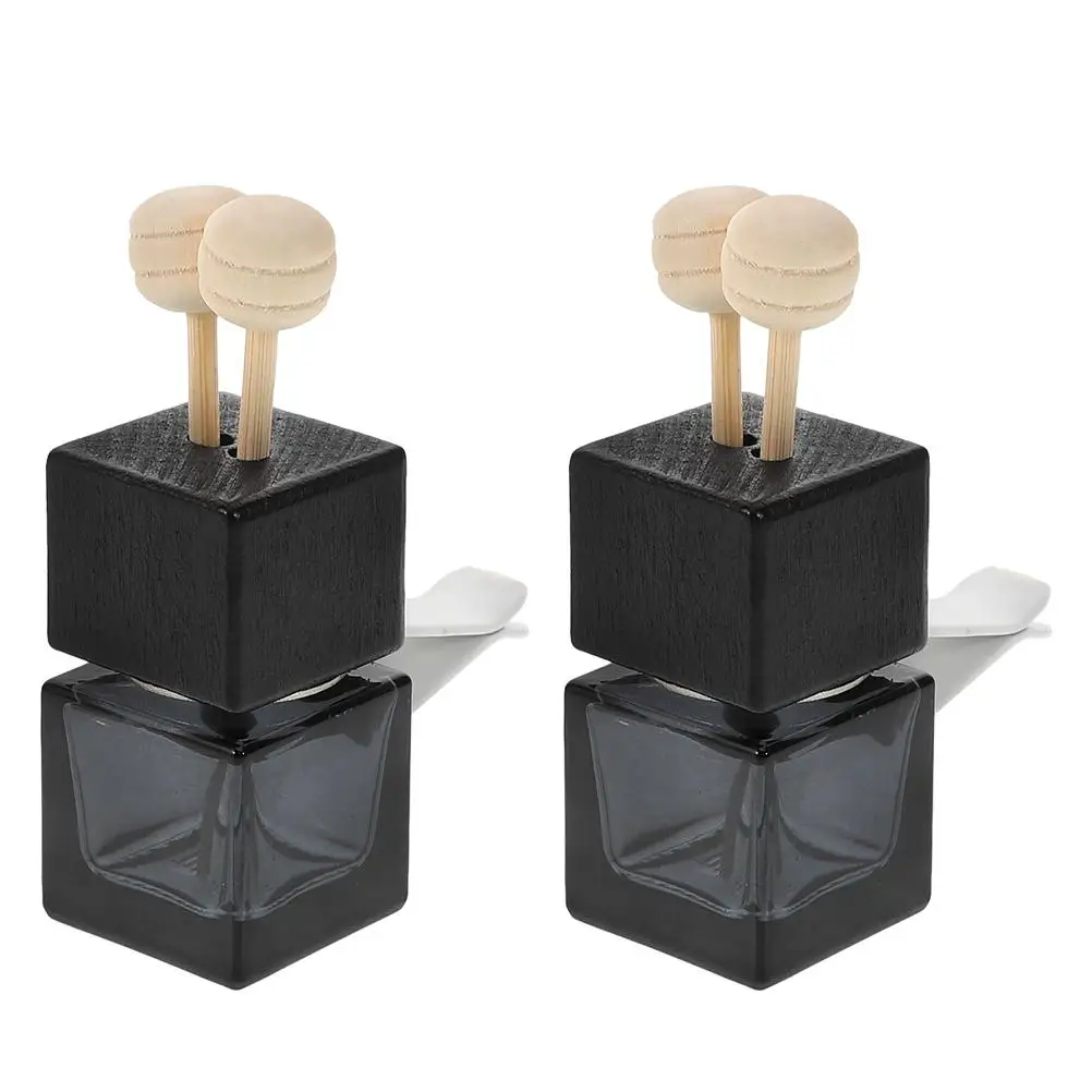 2Pcs Car Air Conditioner Perfume Bottle Essential Oils Aromatherapy Hanging Diffuser Car Aromatherapy Bottle Air Outlet Bottles