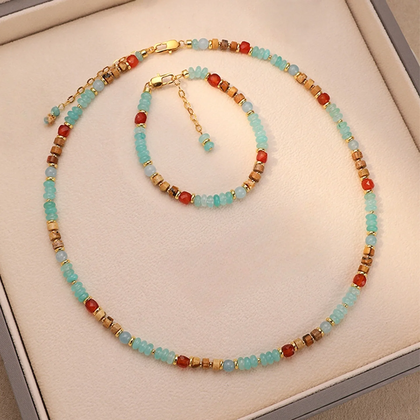 

Minar Bohemian Mix Color Natural Stone Red Agate Amazonite Beads Beaded Necklace for Women 18K Gold Plated Copper Chain Chokers