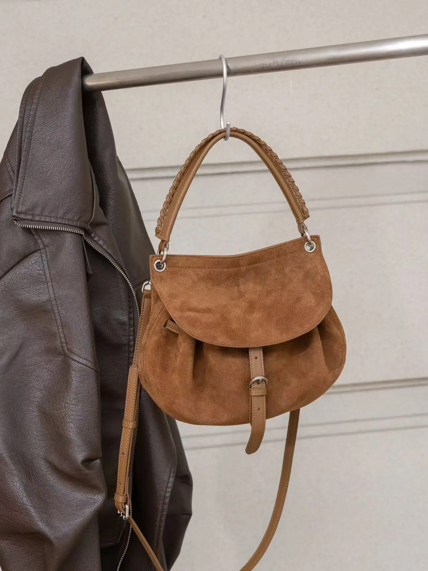 women-suede-leather-ruched-flap-saddle-handbag-braided-top-handle-buckle-closure-retro-small-shoulder-crossbody-commuter-bag-new