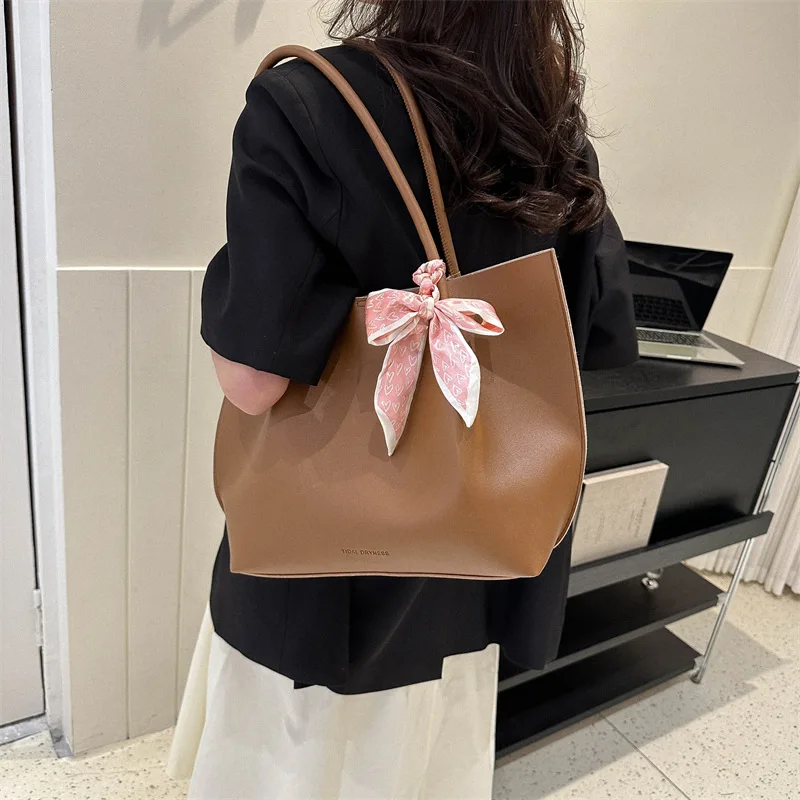 Big Capacity Handbag Women Fashion Scarf Tote Bag