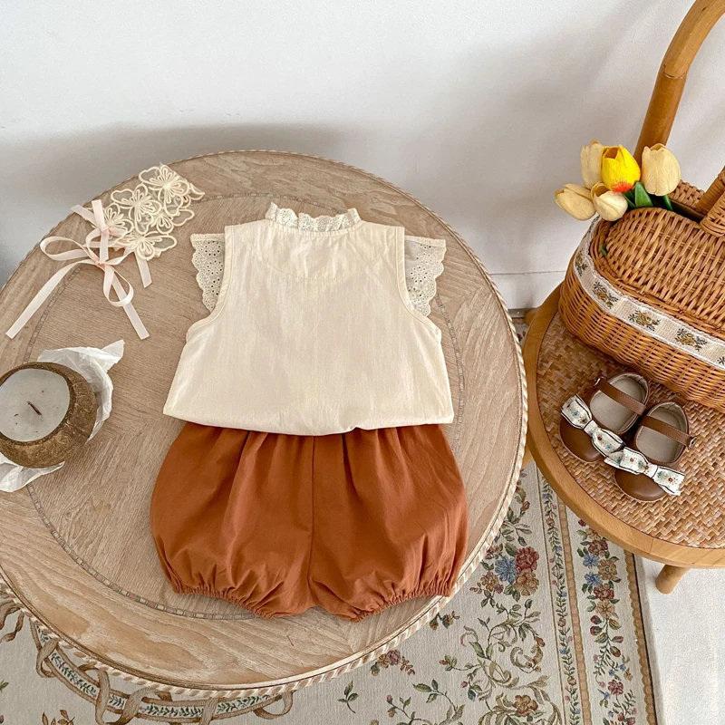 Summer New Baby Clothing, 0-3 Year Old Girl, Embroidered Lace Sleeveless Top+Clear Color Shorts 2-piece Set