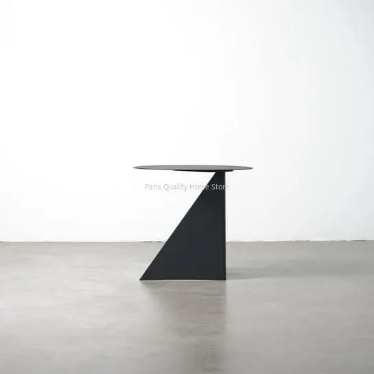 # Minimalist Tasarımcı Sehpası İskandinav Modern Basit Ev İçi Geometrik Metal Köşeler Birkaç Kenar Siyah