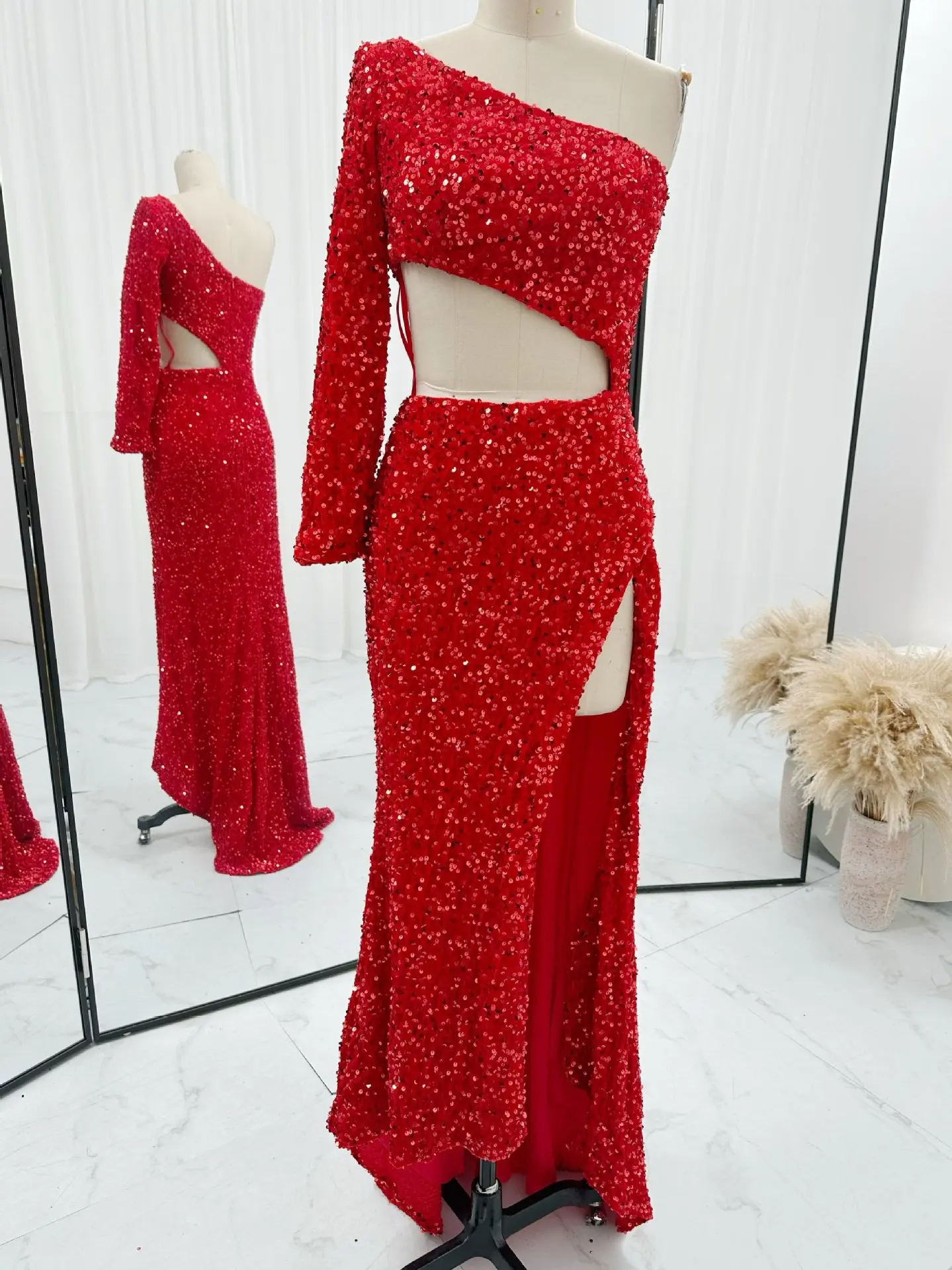 Jiuhong Diagonal Shoulder Sequins Beaded Small Tail Split Long Dress M1355