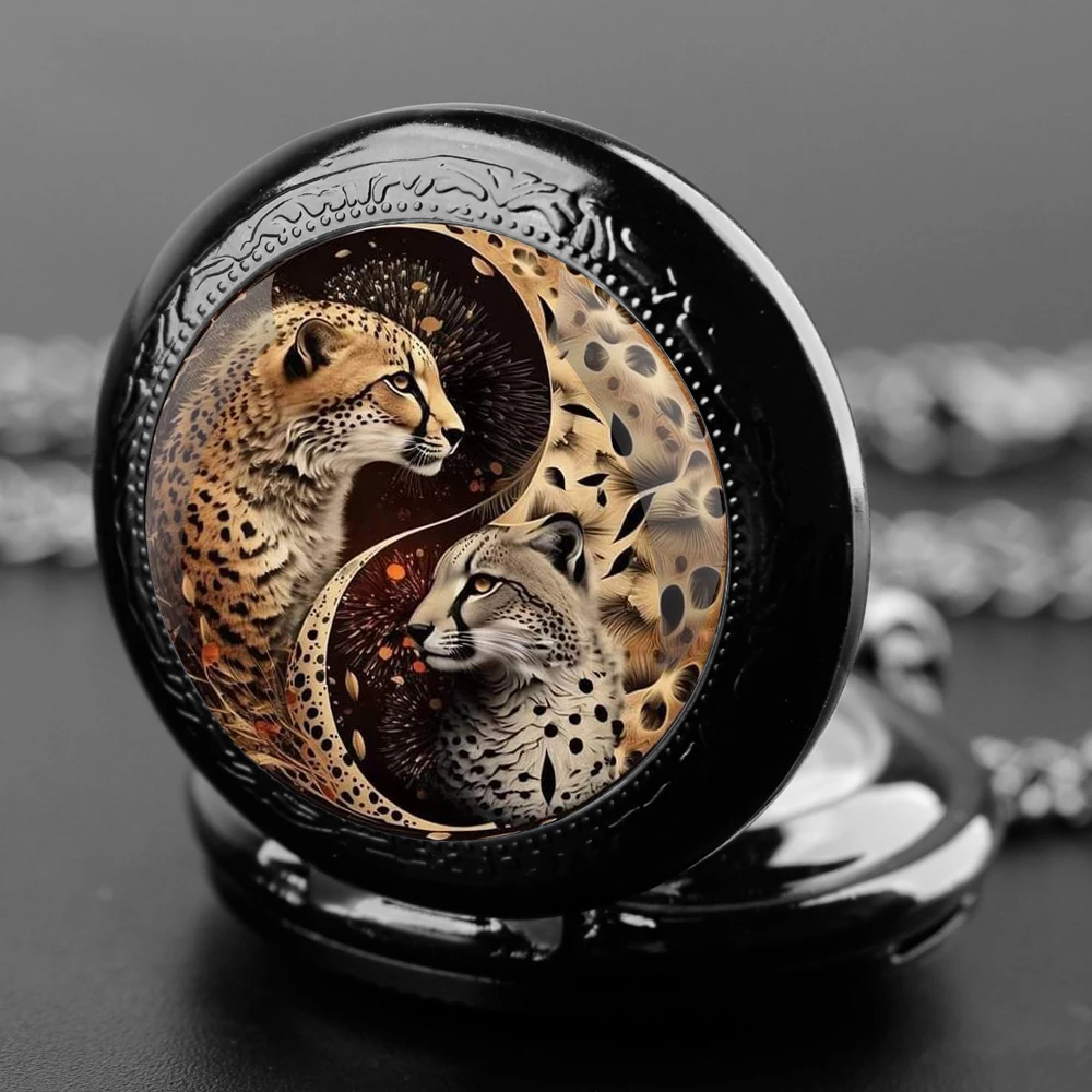 

Yin-Yang Leopard Themed Glass Dome Quartz Pocket Watch Classic Arabic Numeral Dial with Durable Chain for Men Creative Gifts