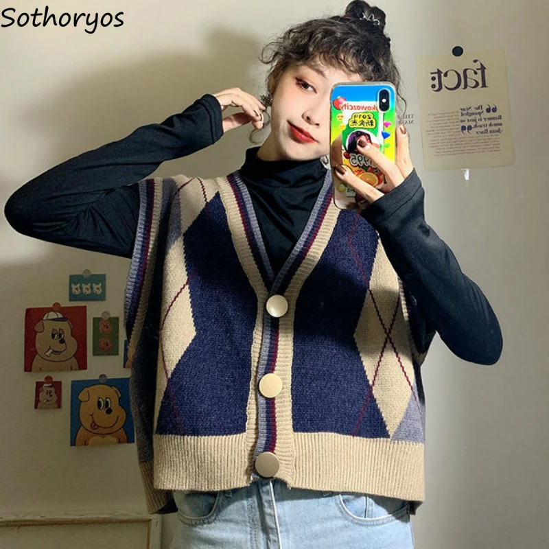 Sweater Vest Women Korean Style Fashion V-neck Vintage Geometric Printed Cardigans Jumpers Elegant Loose Students Chic Charming