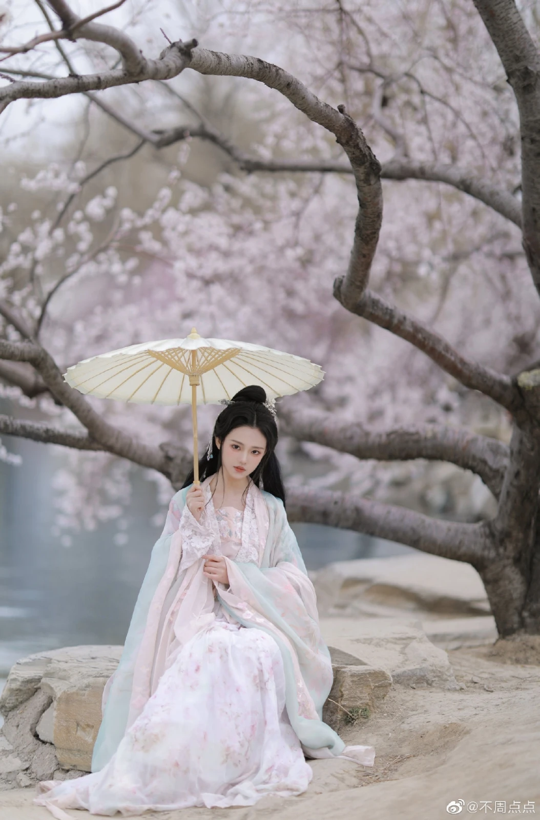 

Запасные части для радиоуправляемых машин Wltoys K929 K939 K969 K979 K989 K999 в масштабе 1/28: Металлический регулируемый дифференциальный редуктор K989-26 для тюнинга