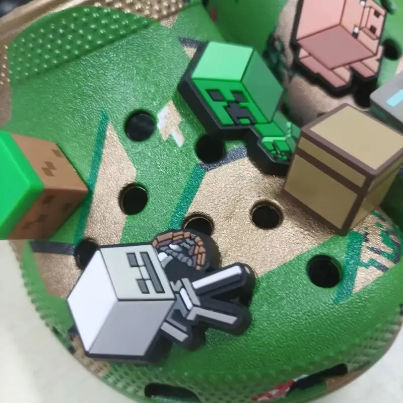 جديد حار الكرتون شبشب صيفي للبنين شخصية لطيف الأطفال نمط النعال عدم الانزلاق لينة سوليد الصنادل دمى هدايا