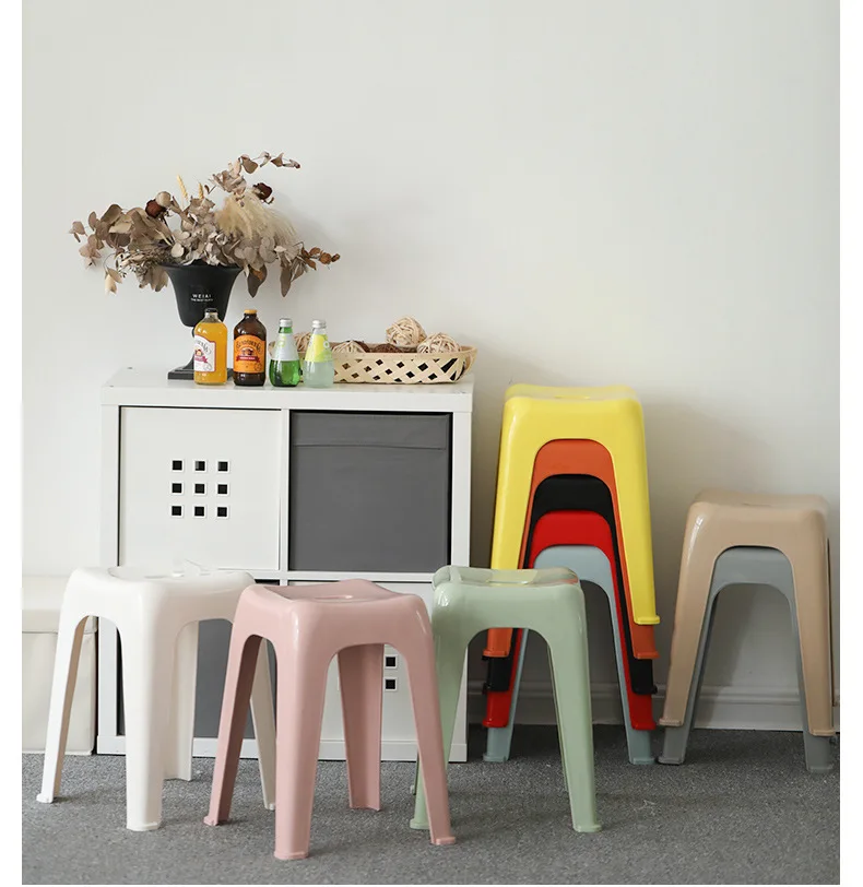 Fashion Simple European-style Dining Chair Factory Direct Selling Office  Stackable Plastic Chairs for Home Restaurants and Pubs