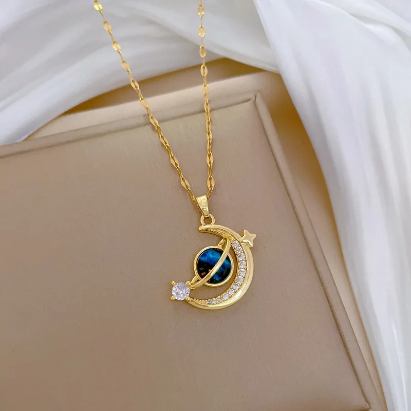 Fashion Gold Plated Crystal Star Moon Planet Necklace for Women Elegant Versatile Chokers Accessories Jewelry e201