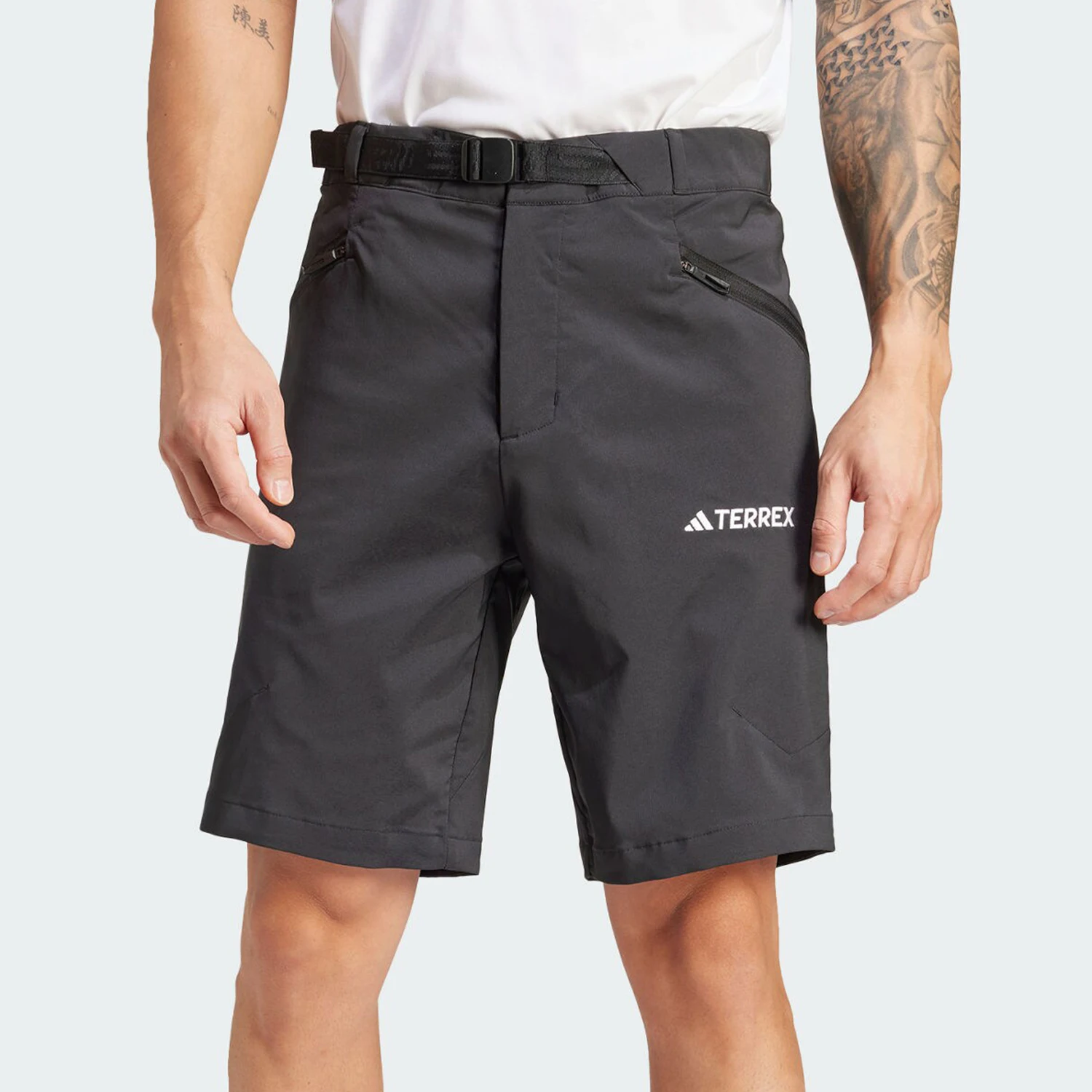 

Оригинальные мужские спортивные шорты adidas XPR MD SHORT для активного отдыха IP4831
