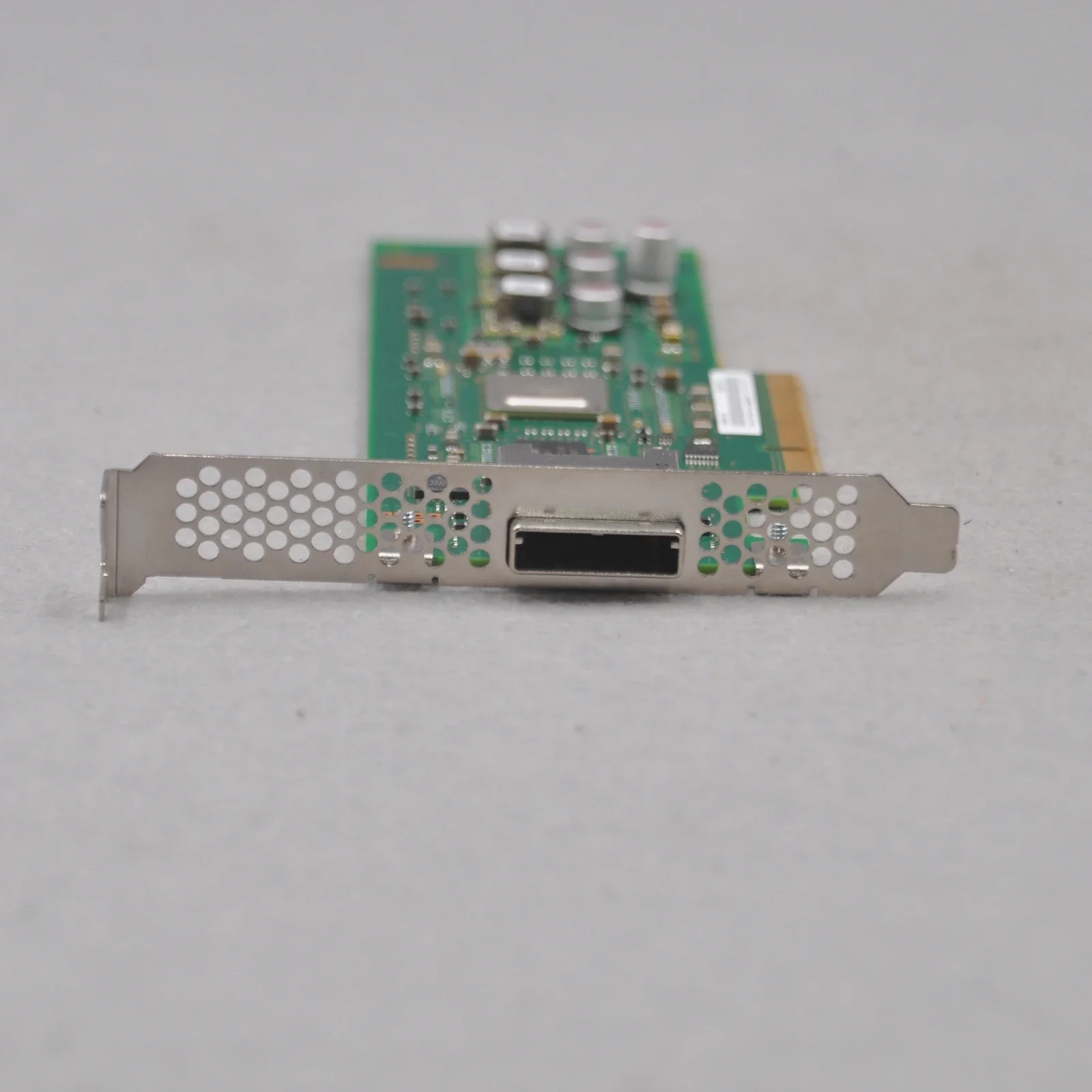 tarjeta-de-puerto-unico-ibm-45w1566-pcie-ca45w5690-ech26783-usada