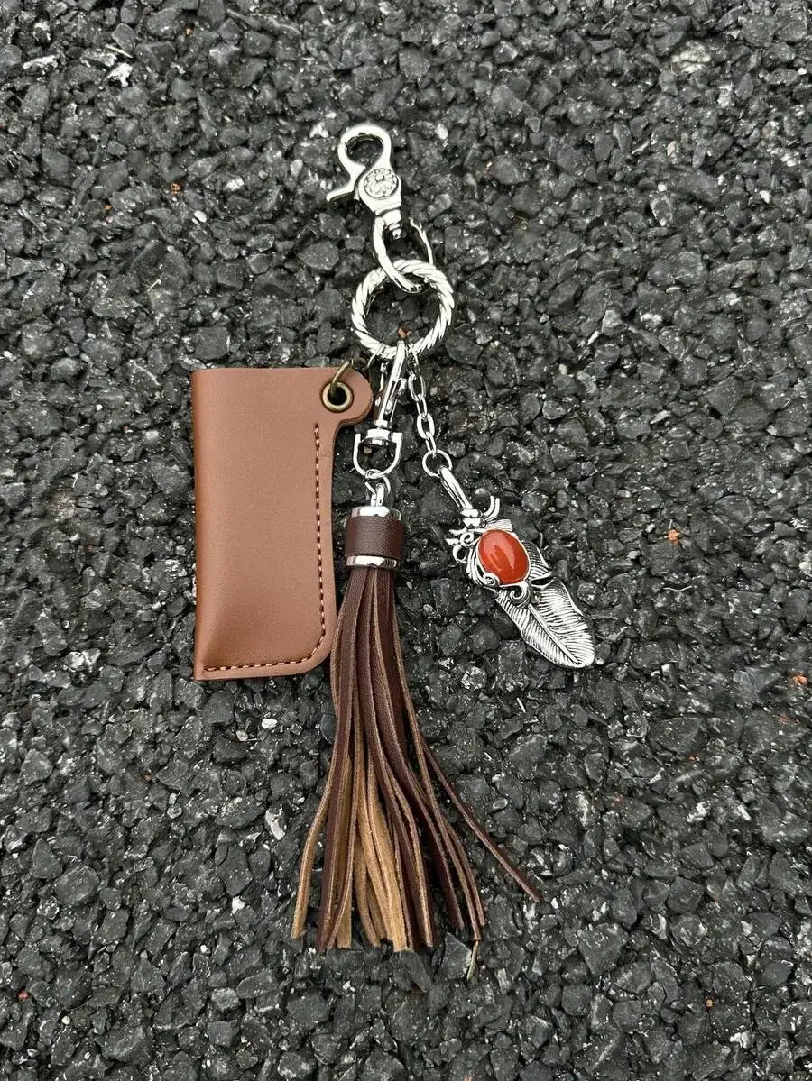

Leather Keychain With Tassel And Feather Pendant For Adults