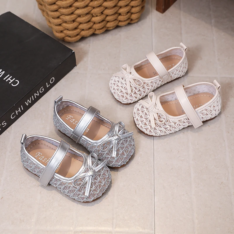 

Summer Girl'S Sandals Air Mesh Woven Bow-Adorned Lovely Kids Flat Shoes Round Toe Light Non-Slip Toddler Children Sandal 21-30