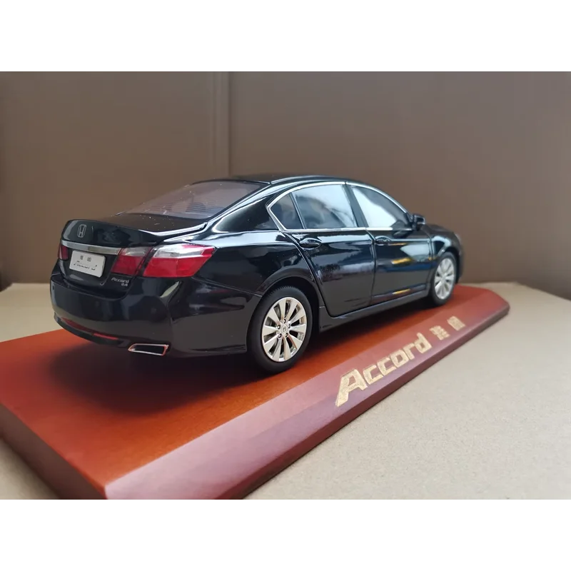 Diecast 1:18 Schaal Originele Guangqi Honda 9e Generatie ACCORD Legering Model Auto Collectible Toy Gift Souvenir