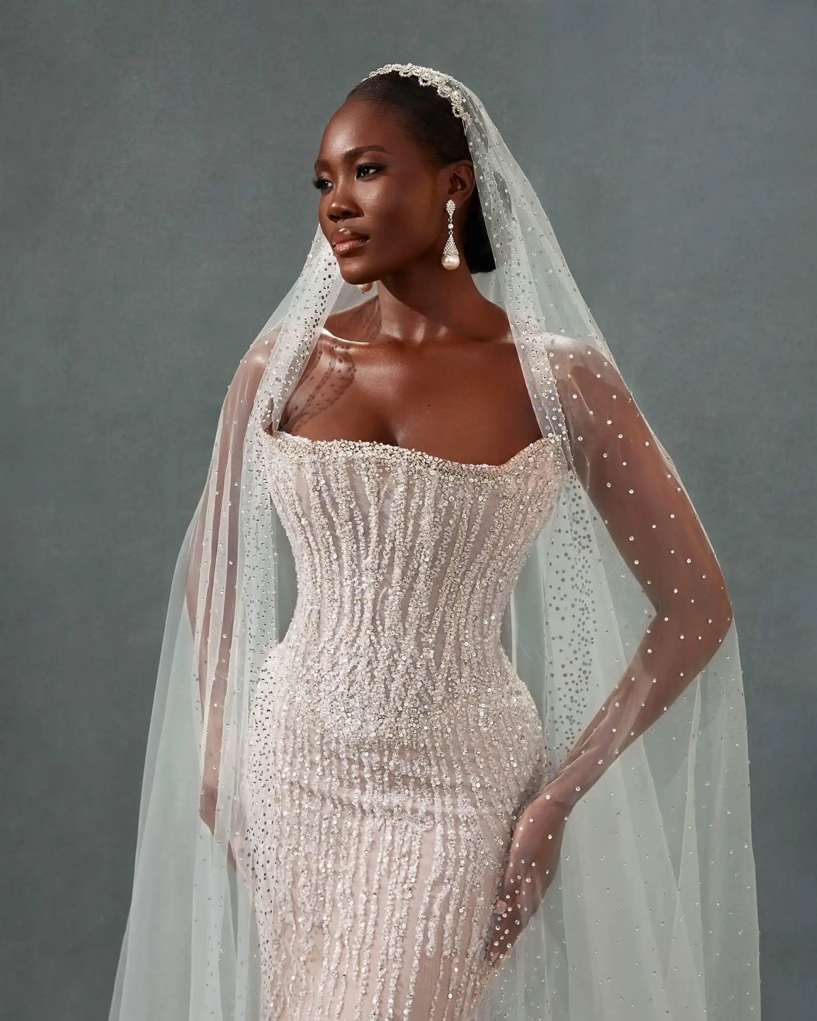 Stylish Sequins Wedding Dresses Strapsless Bridal Gowns with Detachable Train Backless Mermaid Customized Vestidos De Novia