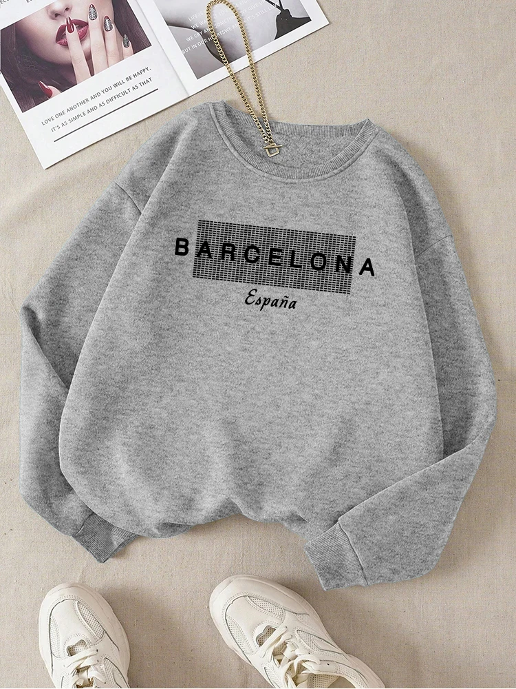 Barcelona Espana Print  Sweatshirt Women Hip Hop Street  Comfortable Fashion Soft Round Neck Pullover Autumn Fleece Warm Clothes