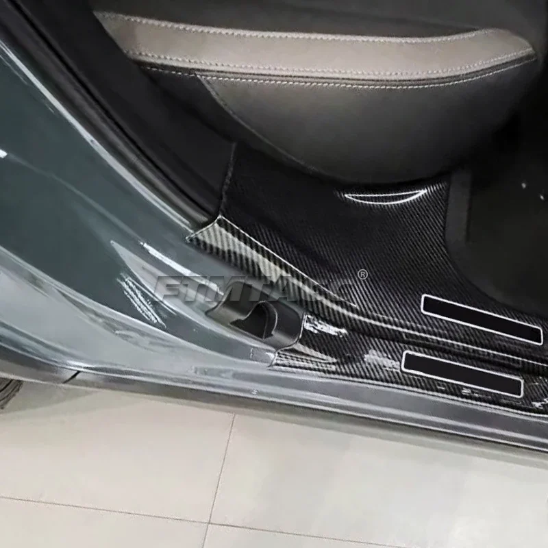 8 قطعة/مجموعة ABS ألياف الكربون عتبة باب السيارة لوحة بالية الحرس حامي غطاء الكسوة لسوبارو Crosstrek 2024 2025 #4