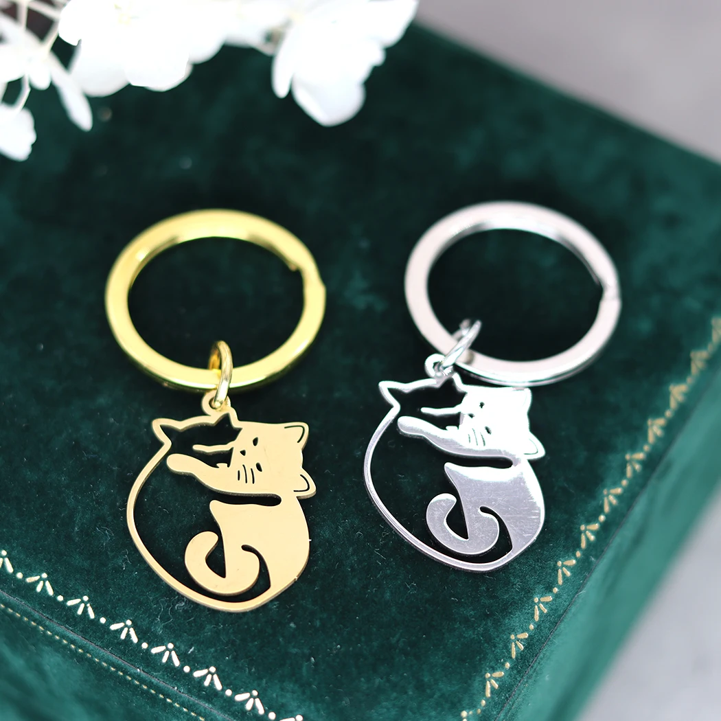 Chandler Hugging Cats Pendant Cuddling Cats Key Chain Lovely Cat Jewelry Cat Lover Pendant Kitty Key Chain