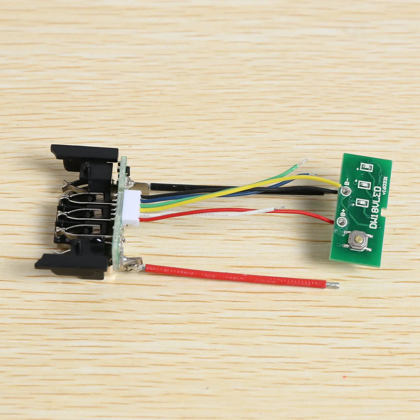 Circuito di protezione della ricarica del PCB della batteria agli ioni di litio per 18V 20V DCB201