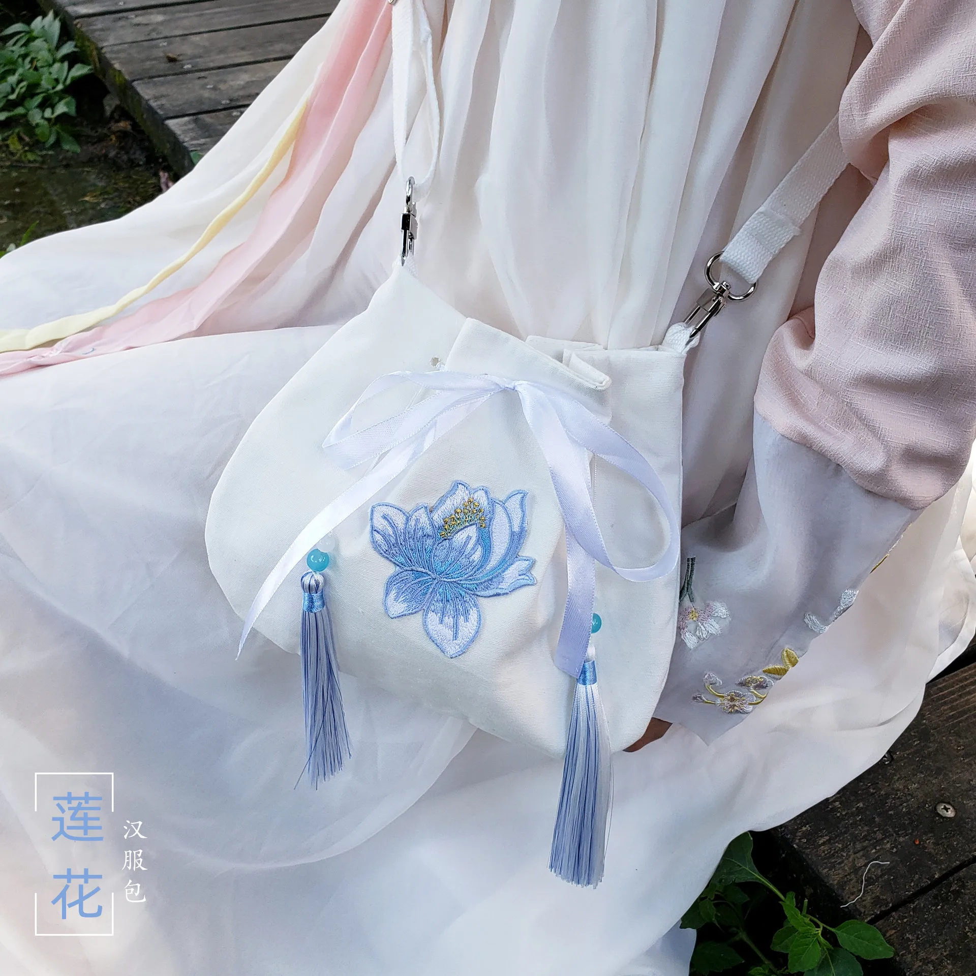 Новая вышивка лотоса в древнем стиле, сумка ханьфу, диагональная сумка с крестом, сумка в китайском стиле, сумка в древнем костюме, женская сумка