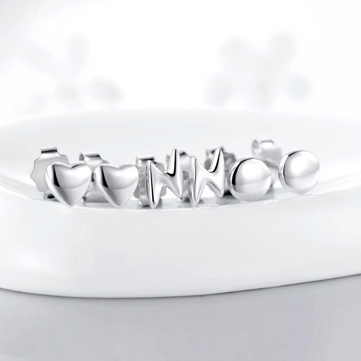 Modian Hot Sale 100% 925 Sterling Silver Cute Small Hearts Stud Earrings For Women Fashion Round Luxury Lightning Fine Jewelry