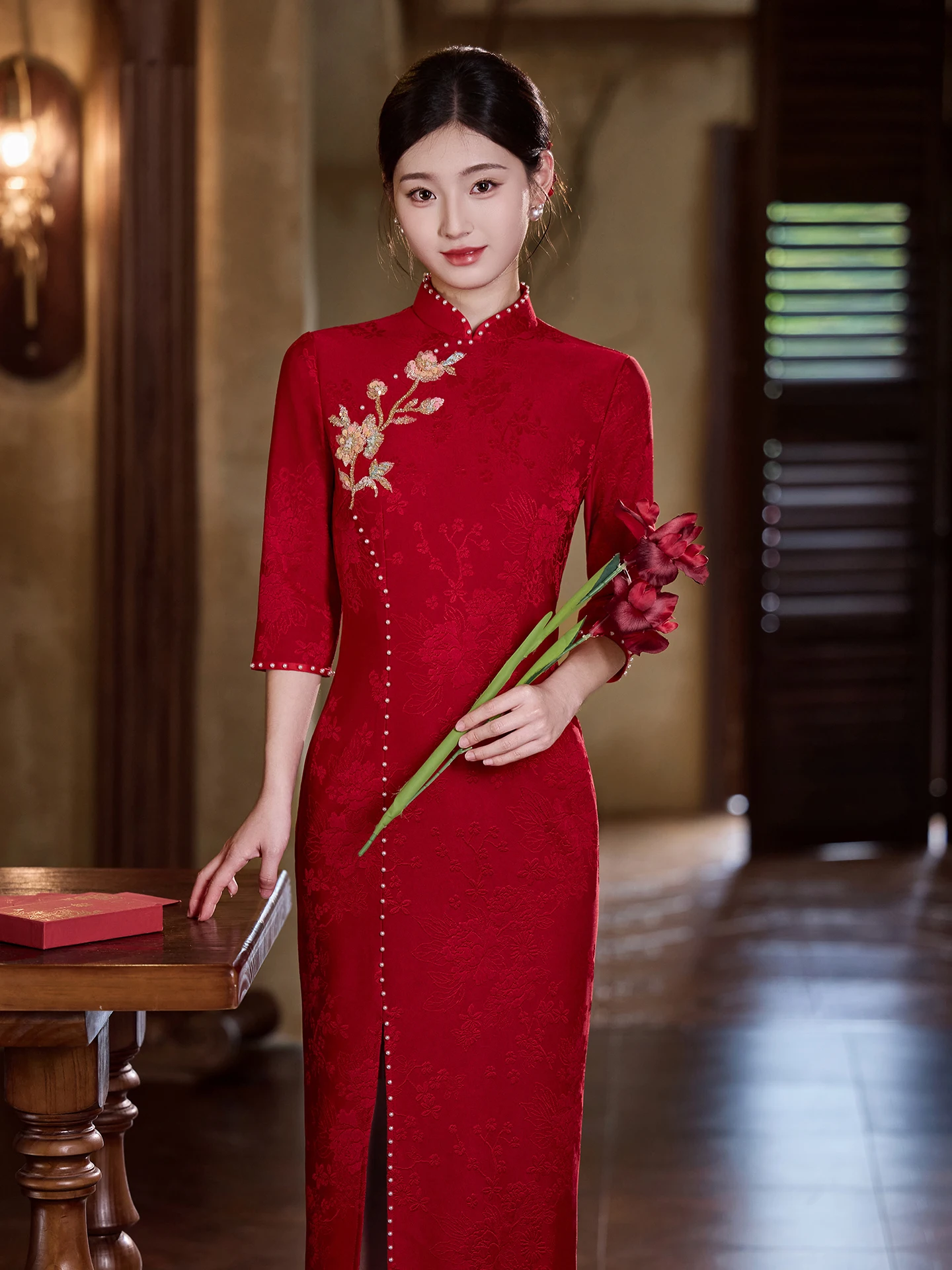 

Red Lace Long Sve Wedding Dr Chinese Sle Qipao Engagement Parwear Ele Sensation Low Slit Midi Qipao for Brides