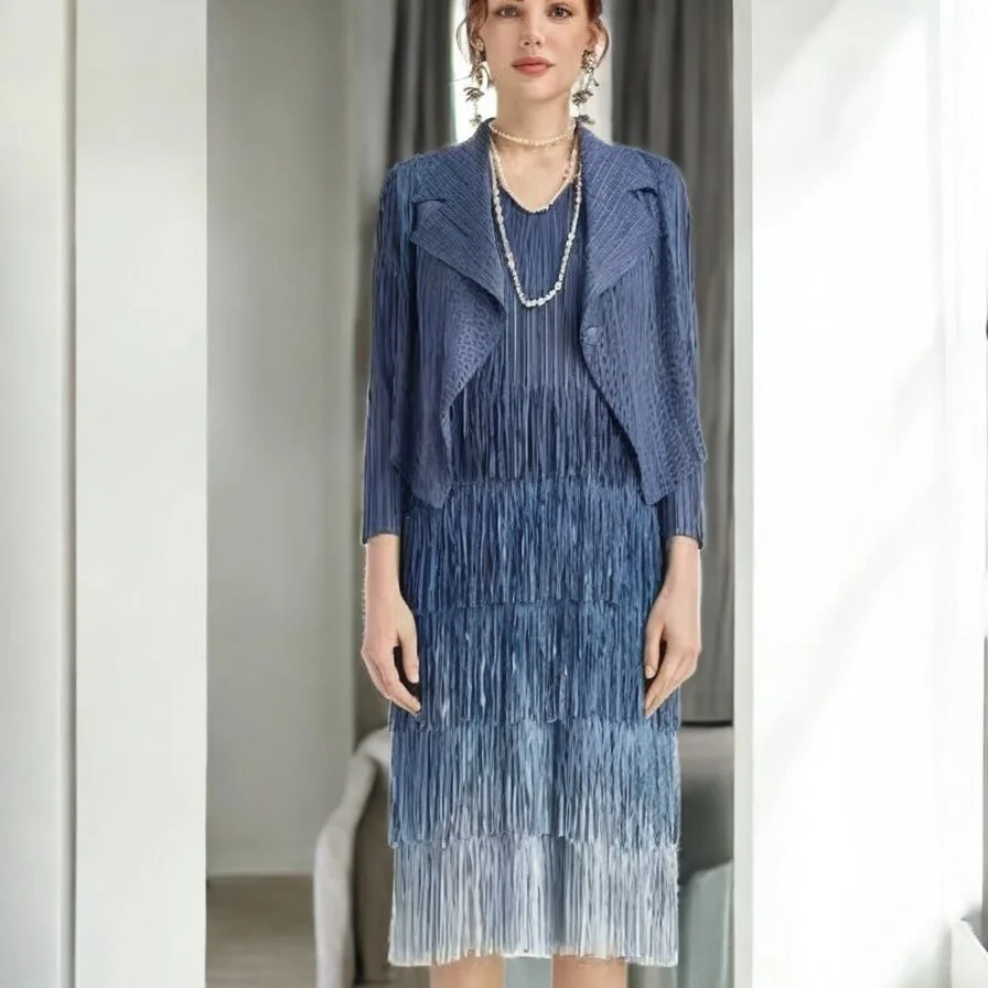

Two-Piece Plus Size Women's Suit Miyake Pleated Pleated Long-Sleeved Suit Collar Jacket + Sleeveless Fringed Dress