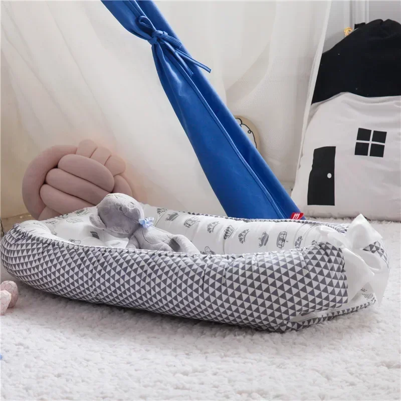 85*50cm Baby Nest Bed with Pillow Portable Crib Travel Bed Infant Toddler Cotton Cradle for Newborn Baby Bed Bumper