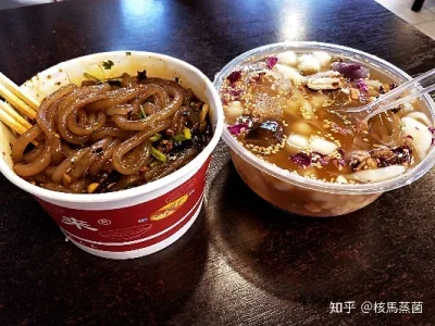 

1/10 Short Course Truck Wheel & Tire Set with Multi-Hex Adapters (12mm/14mm/17mm) - for ARRMA Senton/TRX Slash RC Car