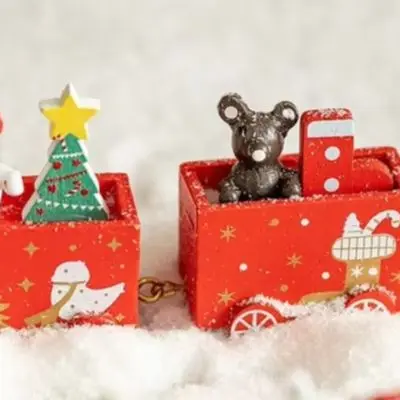 4pcs Wooden Christmas Train Set DIY Ornament European Style Holiday Tabletop Display Decoration For Tree Party Home Decor