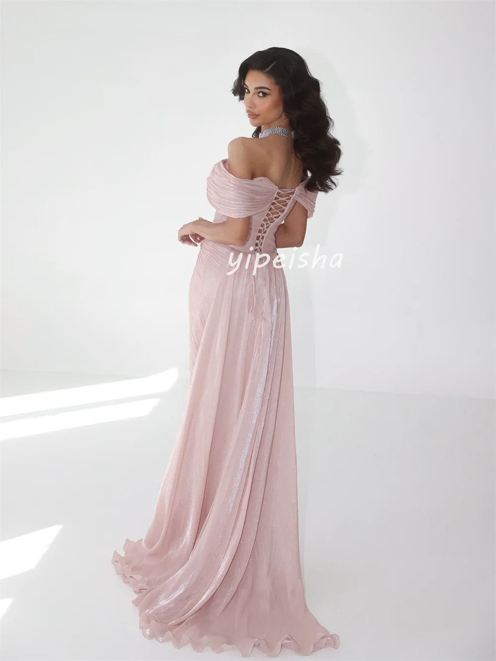 تخصيص مطابقة الشيفون Ruched ثنيات الديكور مطرزة مستقيم خارج على الكتف فساتين طويلة فساتين مناسبة مخصصة