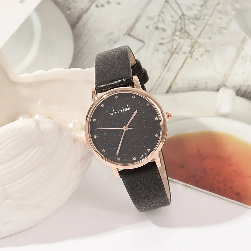 Lovely Women\'s Watches Luxury Quartz Wristwatches Simple Watches Elegant Watches Ladies Watch Casual Clock Gift Zegarek Damski