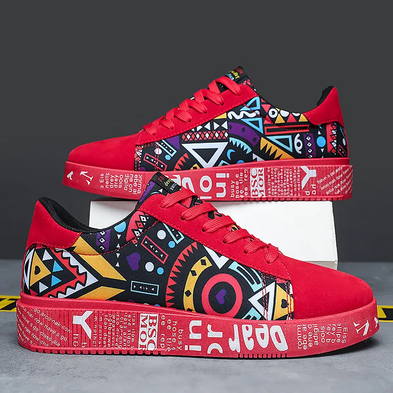 Trendy Graffiti Printed Men Red Sneakers Unisex Comfy Skateboard Shoes Men Non-slip Sport Shoes Trainers Man zapatillas de skate